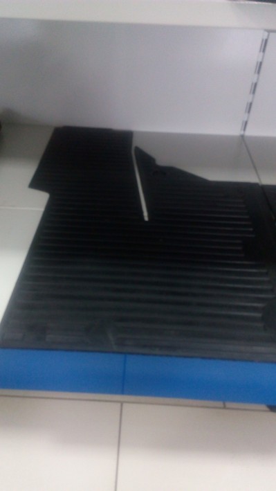 Коврик левый МТЗ-80/1221