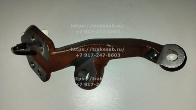 Рычаг переднего моста левый под дозатор