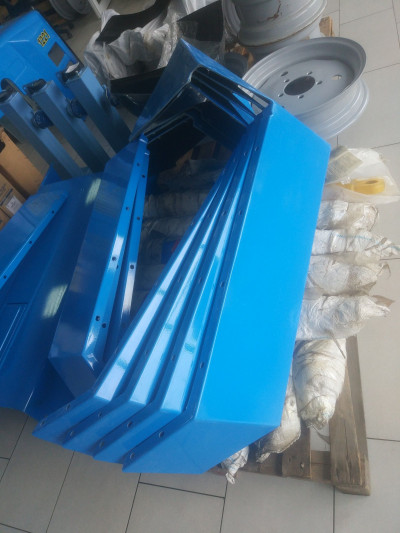 Крыло заднее левое (МТЗ) (пластик) цельное